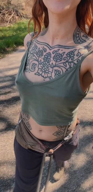 Hippie Chicks Amateur Outdoor Redhead SweetPetite