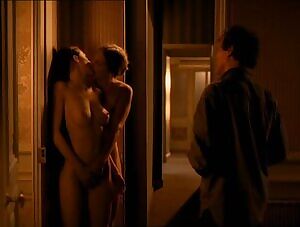 Maroussia Dubreuil and Lise Bellynck in 