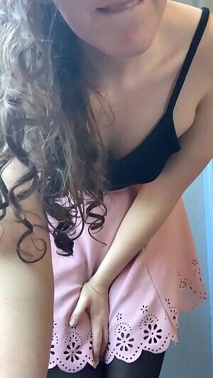 Cute little tease for you all 💕