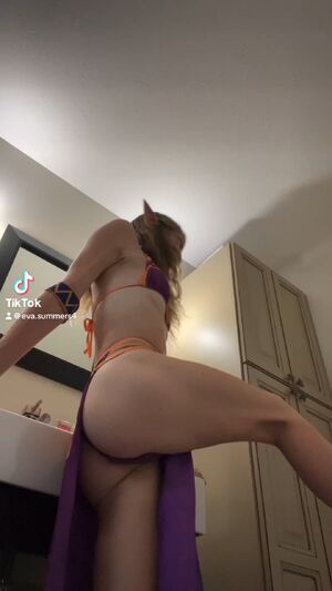 Zelda Cosplays Big Ass Blonde Cosplay
