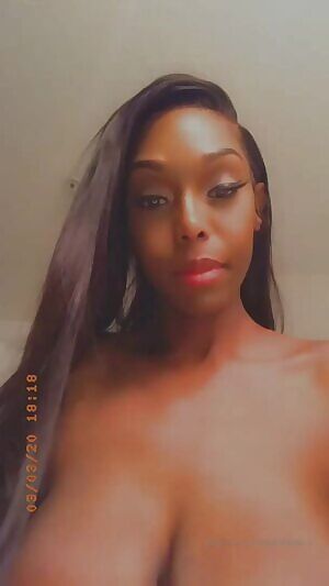 Shawnda Brinks thicc in all the right places