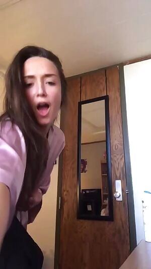 Sexy fucking body and dancing. goddd