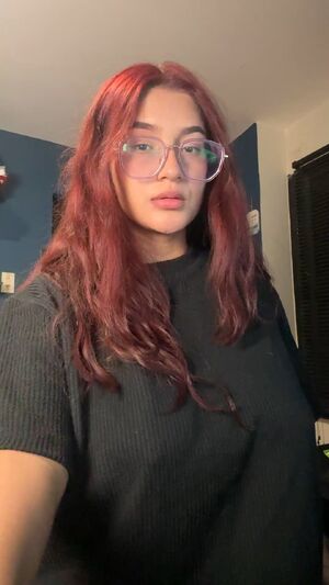 Titty Flexing Amateur Big Tits Boobs