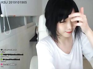 Who is this girl and are there more videos?