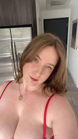 Goddess Worship Big Tits Blue Eyes