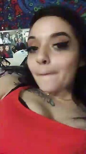 Upvote if you want to push it all the way in my tight little pussy 👻 reginamills99