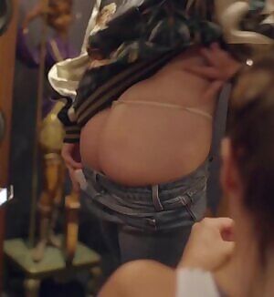 Lady Gaga - Fat ass in 'Gaga: Five Foot Two'