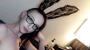 I’m a bunny, wanna play?