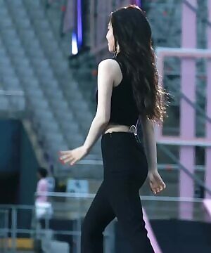 Irene - Red Velvet 170708