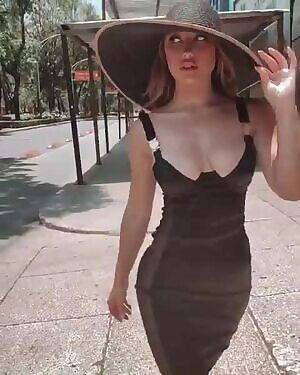 Big hat tight dress