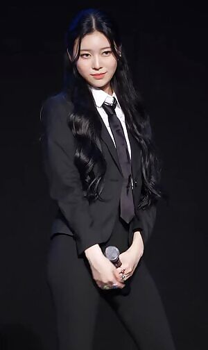 Momoland - Jane smooth tight and bulgy