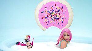 Cant stop cumming to Nicki Minaj. Her tits and ass are too good