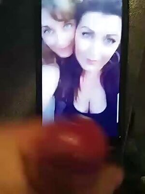 Fuck I love watching guys stroke the cocks to my step sis kik me if you want to cock her