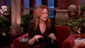 Mommy Jenna Fischer telling you it's time to breastfeed