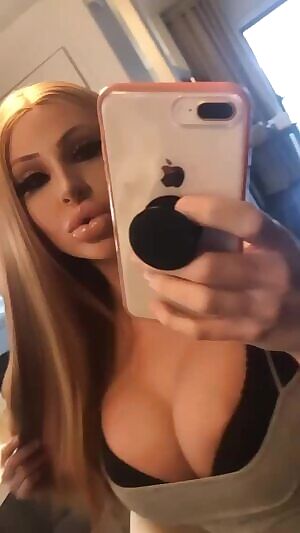 Calista loving her new look