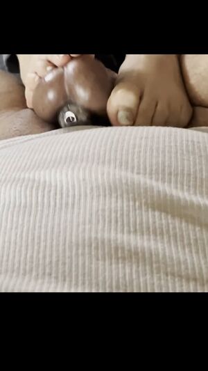 Crush Fetish Chastity Femdom Foot Worship