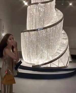 Hyomin's glorious butt in a satin dress