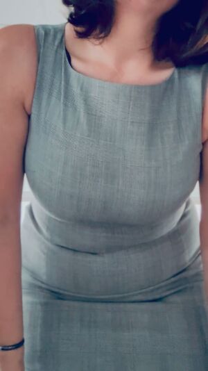 Pantyhose Lovers Amateur Homemade Office Solo