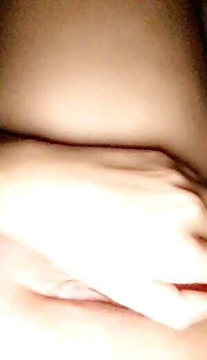 Love how creamy i get. wish i had something real making me creamy instead.